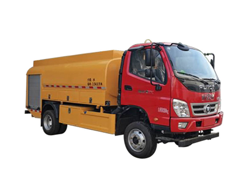 福田四驅(qū)灑水車(chē)(3.94立方米)